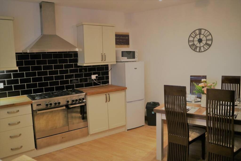 Mews Cottage ฮาร์โรเกต ภายนอก รูปภาพ